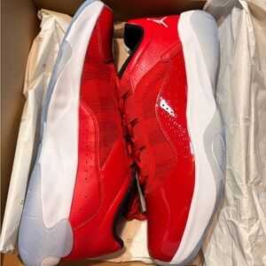 Jordan Men's Red and White Sneakers